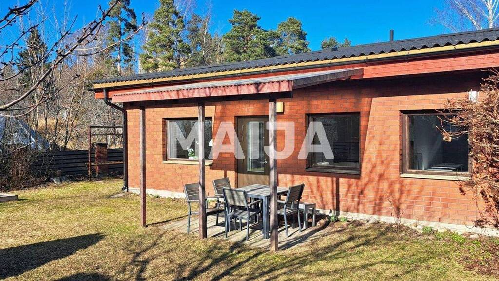 Doppelhaushälfte zum Kauf 219.000 € 4 Zimmer 86 m² 1.011 m² Grundstück Maalinauhantie 2 Vantaa 01280