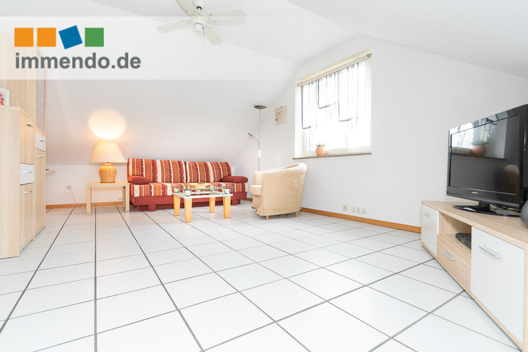 Wohnung zur Miete Wohnen auf Zeit 740 € 2 Zimmer 60 m²<br/>Wohnfläche 01.10.2024<br/>Verfügbarkeit Alt-Homberg Duisburg 47198