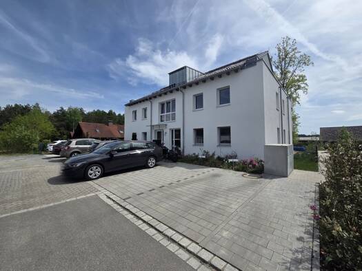 Wohnung zum Kauf 373.310 € 3 Zimmer 77,4 m² EG Altenstadt Altenstadt a.d.Waldnaab 92665
