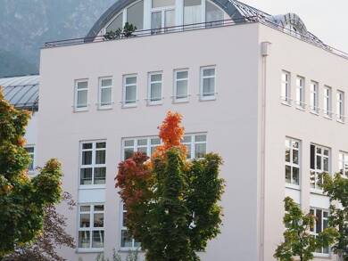 Büro-/Praxisfläche zur Miete provisionsfrei 1.560 € 4,5 Zimmer 130 m² Bürofläche Wittelsbacherstraße 10 Bad Reichenhall Bad Reichenhall 83435