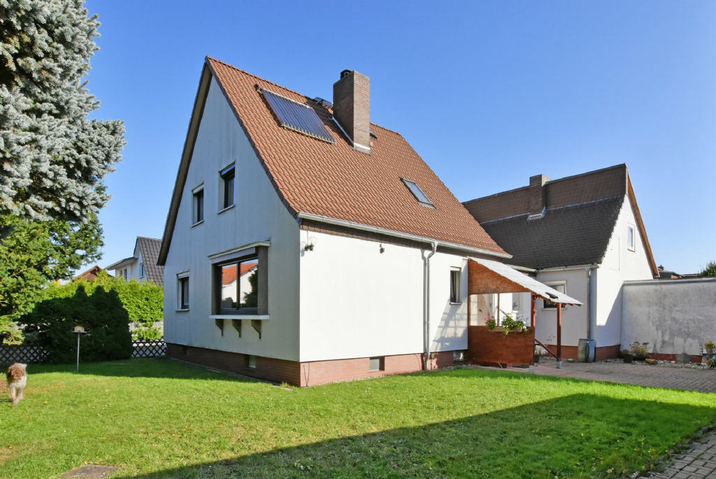 Einfamilienhaus zum Kauf 299.000 € 6 Zimmer 158 m²<br/>Wohnfläche 1.645 m²<br/>Grundstück Forstfeld Kassel 34123