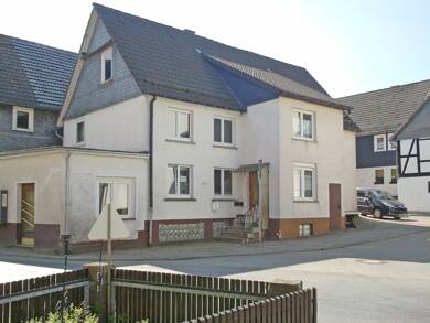 Einfamilienhaus zum Kauf 95.000 € 6 Zimmer 132 m² 271 m² Grundstück Bromskirchen Allendorf 35108