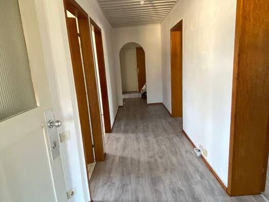 Wohnung zur Miete 520 € 4 Zimmer 85,3 m² Geschoss 3/4 frei ab sofort Bülowstraße 35 Höhscheid Solingen 42659