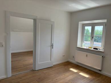 Wohnung zur Miete 865 € 4 Zimmer 62 m² 2. Geschoss frei ab sofort Erdingerstr. 73 Vötting Freising 85354