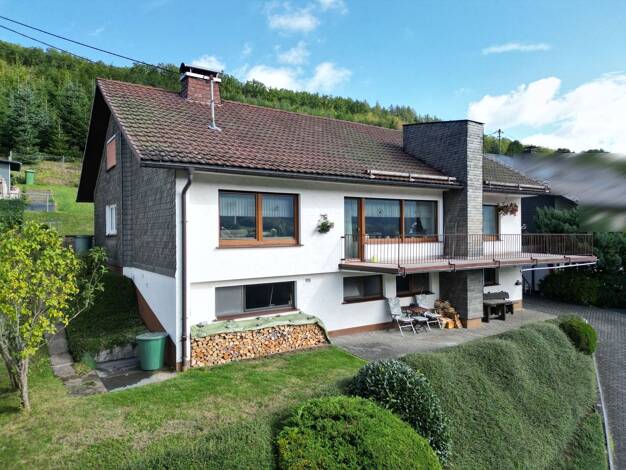 Einfamilienhaus zum Kauf 275.000 € 4 Zimmer 123 m² 840 m² Grundstück Saalhausen Lennestadt 57368