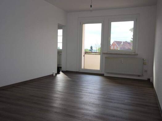 Wohnung zur Miete 258 € 2 Zimmer 46,6 m² EG frei ab sofort Lessingstraße 3 Syrau Rosenbach/Vogtland 08548