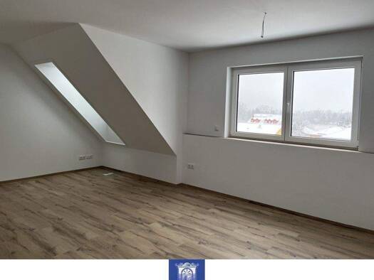 Wohnung zur Miete 670 € 2 Zimmer 57,9 m² Arnsdorf 01477