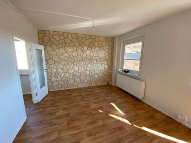 Wohnung zur Miete 456 € 3 Zimmer 67,8 m² 5. Geschoss Carl-Fiedler-Straße 52 Wahlbezirk 74 Suhl 98527