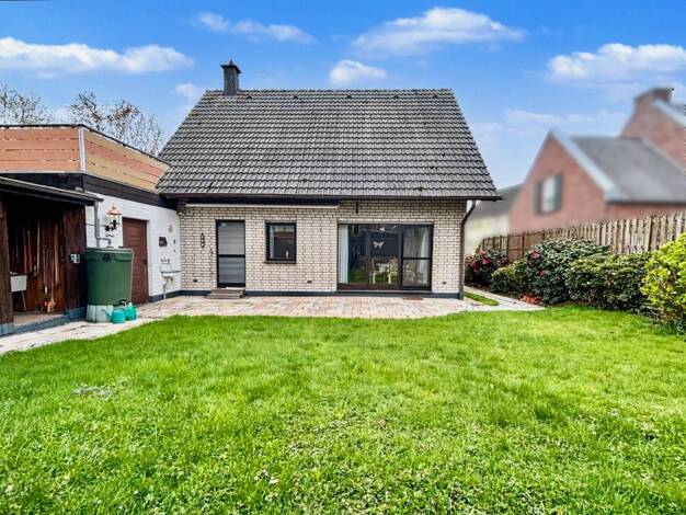 Einfamilienhaus zum Kauf 359.000 € 4 Zimmer 94,3 m² 332 m² Grundstück Allrath Grevenbroich 41515