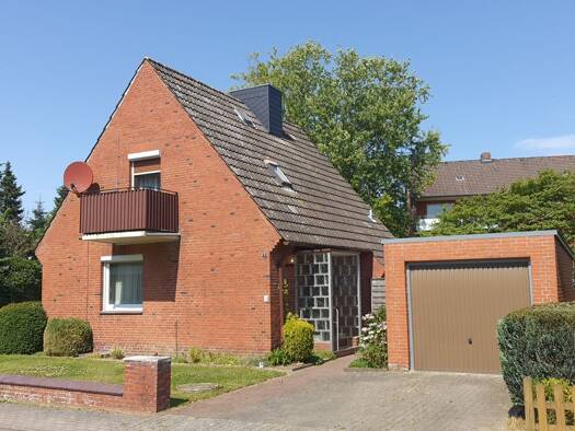 Einfamilienhaus zum Kauf 187.000 € 4,5 Zimmer 97 m² 560 m² Grundstück Meldorf 25704