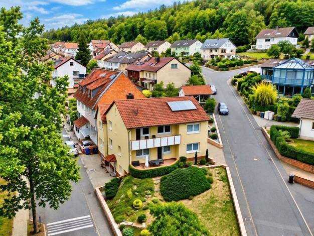 Mehrfamilienhaus zum Kauf 435.000 € 9 Zimmer 220 m² 554 m² Grundstück Kreuzwertheim Kreuzwertheim 97892