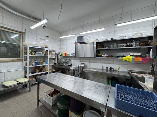 Restaurant zur Miete 1.495 € 400 m² Gastrofläche Tafelfeldstr 28 Steinbühl Nürnberg 90459