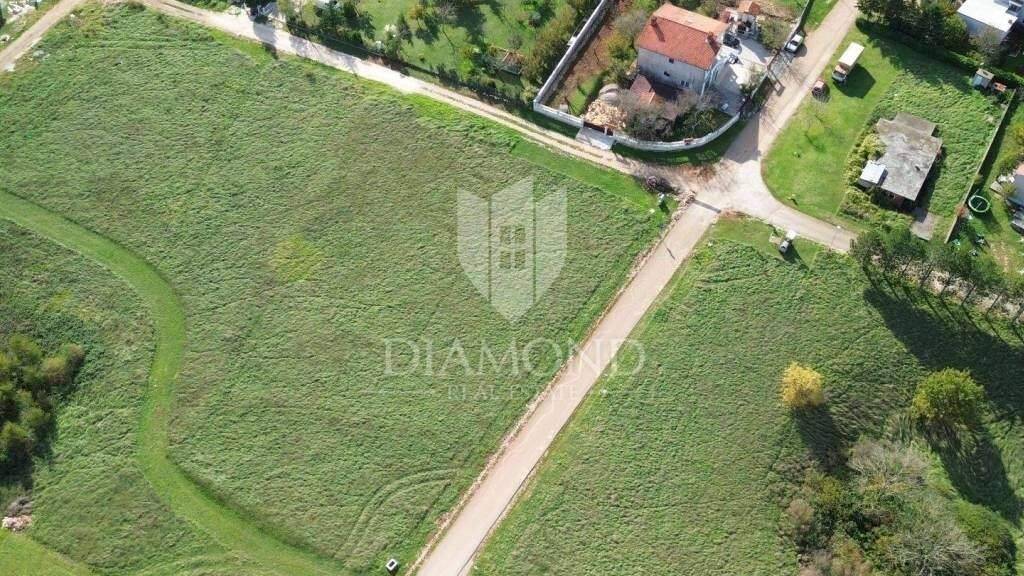 Land-/Forstwirtschaft zum Kauf 81.000 € Krsan Krsan