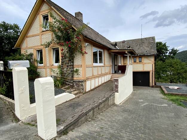 Einfamilienhaus zum Kauf 99.999 € 4 Zimmer 86 m² 544 m² Grundstück Steinperf Steffenberg 35239