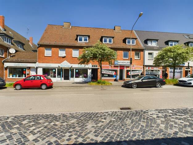 Haus zum Kauf 749.000 € 17 Zimmer 240 m² 722 m² Grundstück Alt-Kücknitz / Dummersdorf / Roter Hahn Lübeck 23569