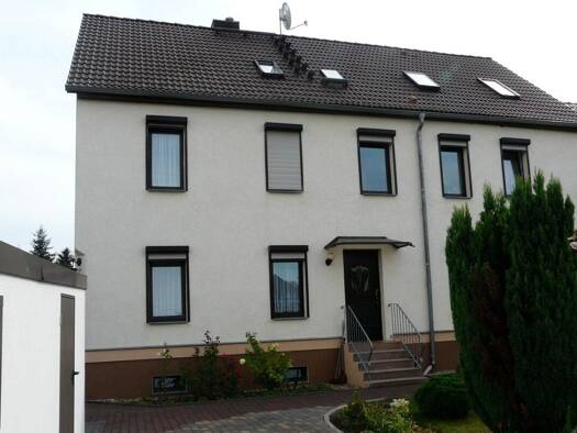 Mehrfamilienhaus zum Kauf provisionsfrei 250.000 € 10 Zimmer 232 m² 503 m² Grundstück Dodendorf Sülzetal 39171