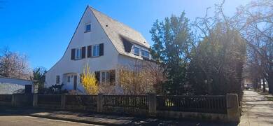 Villa zum Kauf provisionsfrei 629.000 € 9 Zimmer 210 m² 668 m² Grundstück frei ab sofort Frankenthal 132 Frankenthal 67227