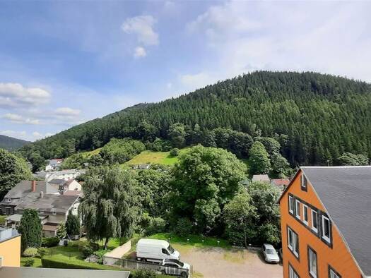 Wohnung zur Miete 725 € 5 Zimmer 126 m² 1. Geschoss Goethestr. 17 Manebach Ilmenau , Thür 98693
