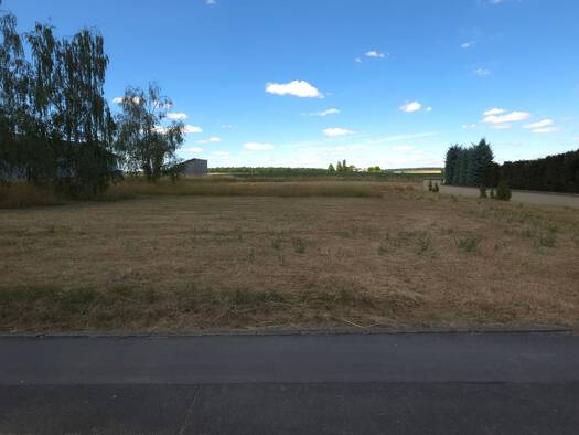 Grundstück zum Kauf 250.000 € 1.000 m² Grundstück Baugenehmigung vorhanden frei ab sofort Weichselhecken Eichfeld Volkach 97332