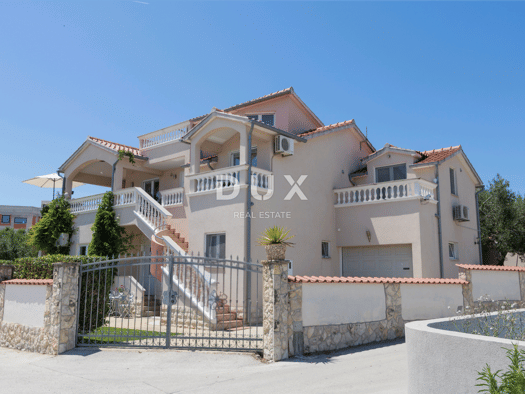 Einfamilienhaus zum Kauf 770.000 € 18 Zimmer 451 m² Grundstück Vodice 22211