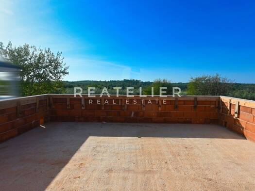 Haus zum Kauf 270.000 € 3 Zimmer 172 m² 670 m² Grundstück Finida 52470