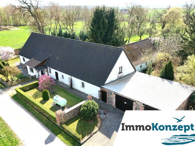 Einfamilienhaus zum Kauf provisionsfrei 199.000 € 4 Zimmer 156 m² 2.681 m² Grundstück Krien / Krien-Horst 17391