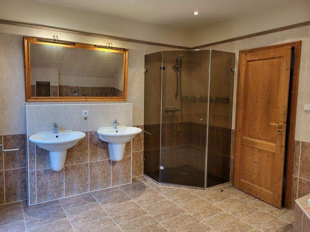 Property thumbnail 16