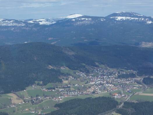 Wohnung zum Kauf 199.000 € 4 Zimmer 97 m² 1. Geschoss Böbrach 94255