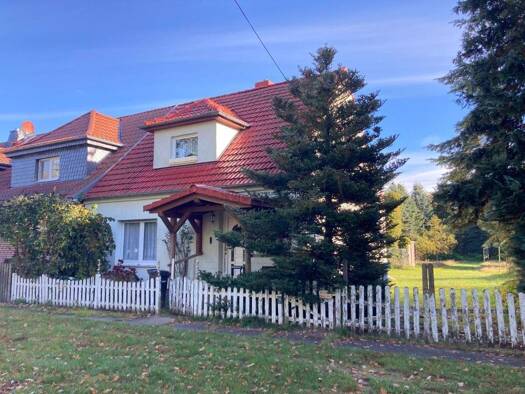 Doppelhaushälfte zum Kauf 155.000 € 6 Zimmer 140 m² 3.336 m² Grundstück Hartenland Wesenberg 17255