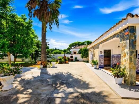 Villa zum Kauf 330.000 € 4 Zimmer 121 m² 930 m² Grundstück Chiclana de la Frontera 11130