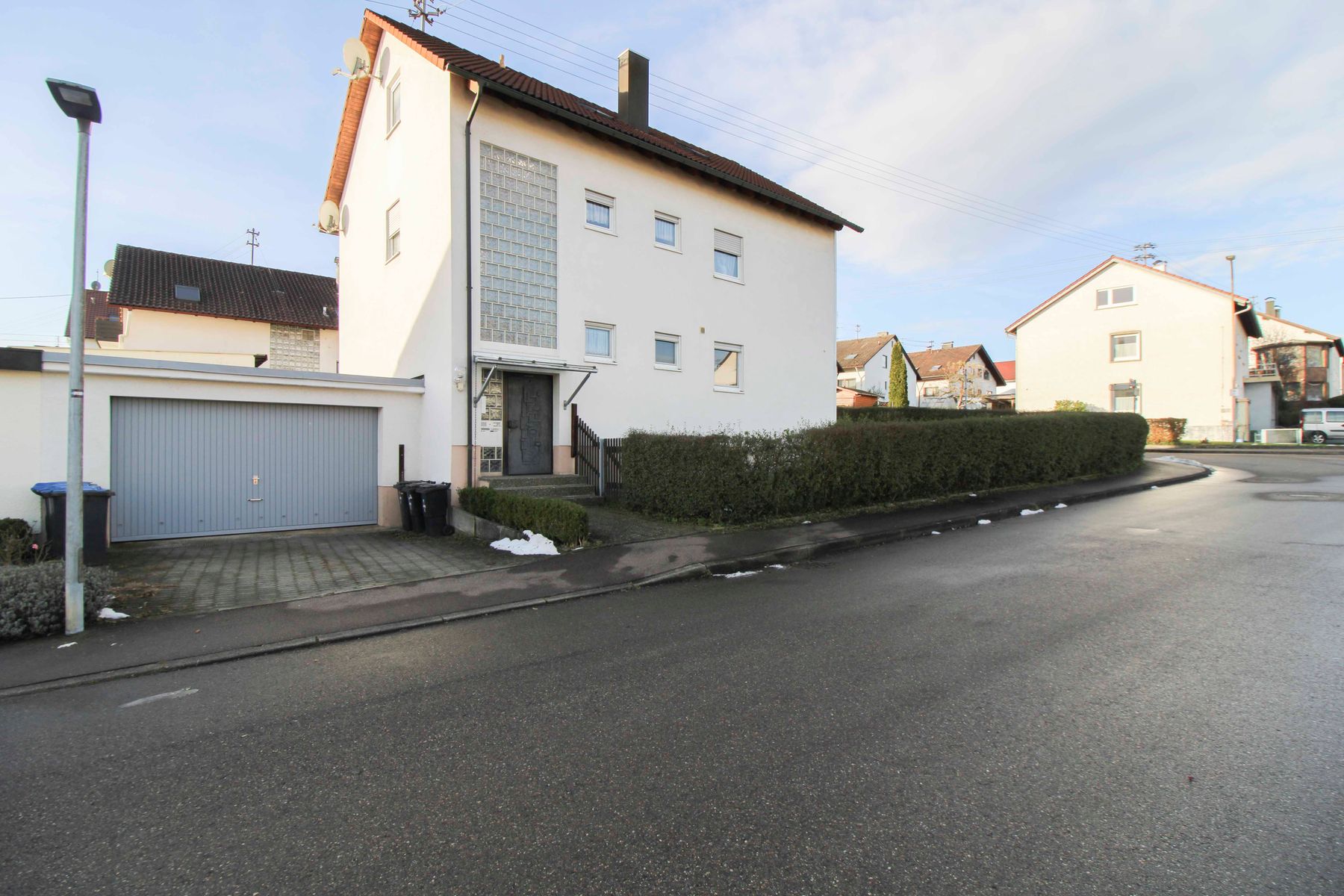 Mehrfamilienhaus zum Kauf 389.000 € 9 Zimmer 202 m²<br/>Wohnfläche 573 m²<br/>Grundstück Böhmenkirch Böhmenkirch 89558