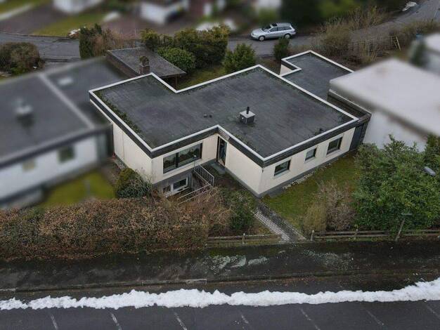 Einfamilienhaus zum Kauf 185.000 € 4 Zimmer 100 m² 367 m² Grundstück Bad Hersfeld 36251