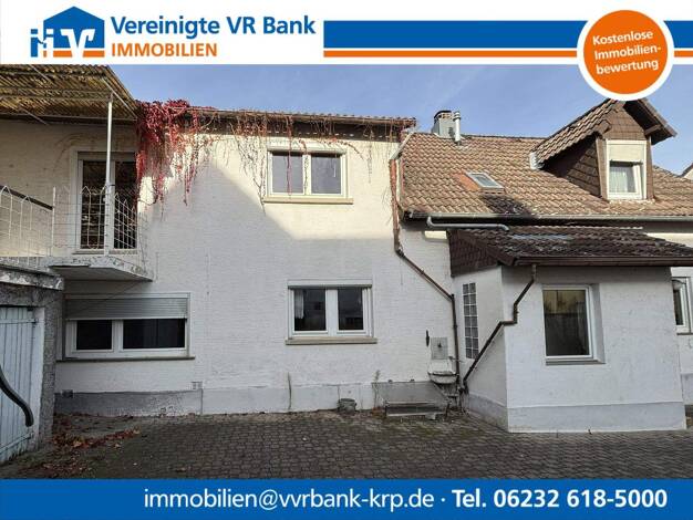 Einfamilienhaus zum Kauf 249.000 € 7 Zimmer 192 m² 401 m² Grundstück Schifferstadt 67105