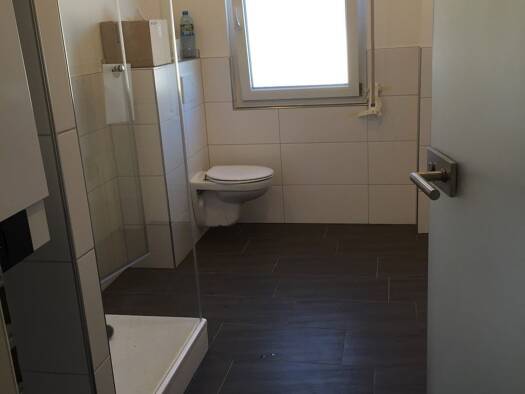 Wohnung zur Miete 950 € 1 Zimmer 85 m² Geschoss 3/4 frei ab 01.11.2026 Hermannstraße 26 Tuttlingen Tuttlingen 78532