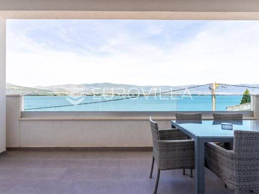 Haus zum Kauf 1.230.000 € 8 Zimmer 230 m² Ciovo Trogir 21220