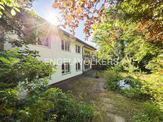 Haus zum Kauf 799.000 € 10 Zimmer 2.321 m² Grundstück Niederndorf Herzogenaurach 91074