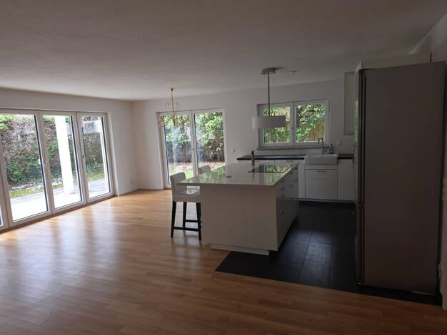 Maisonette zur Miete 2.350 € 3,5 Zimmer 120 m² EG Allach-Untermenzing München 80997