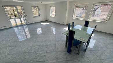 Wohnung zum Kauf 319.000 € 4 Zimmer 135 m² 1. Geschoss frei ab sofort Gundelsheim Gundelsheim 74831
