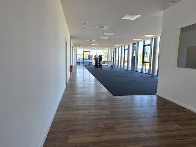 Bürofläche zur Miete provisionsfrei 2.320 € 206 m² Bürofläche Wilhelm-Leonhard-Straße 16 Goldscheuer Kehl 77694