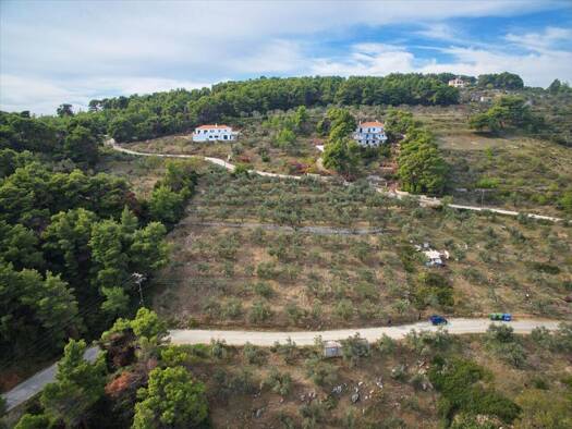 Land-/Forstwirtschaft zum Kauf 500.000 € 2.564 m² Grundstück Sporaden