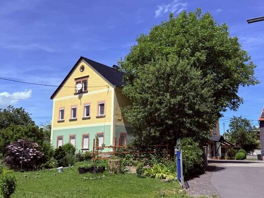 Bauernhaus zum Kauf 12 Zimmer 314 m² 5.230 m² Grundstück frei ab sofort Raschütz Colditz 04680