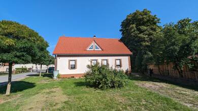 Mehrfamilienhaus zum Kauf als Kapitalanlage geeignet 190.000 € 8 Zimmer 292 m² 1.184 m² Grundstück Kringelsdorf Boxberg 02943
