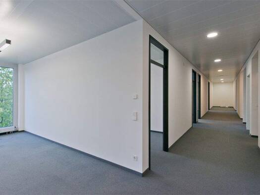 Bürofläche zur Miete 17 € 1.829 m² Bürofläche teilbar ab 289 m² Trudering-Riem München 81829