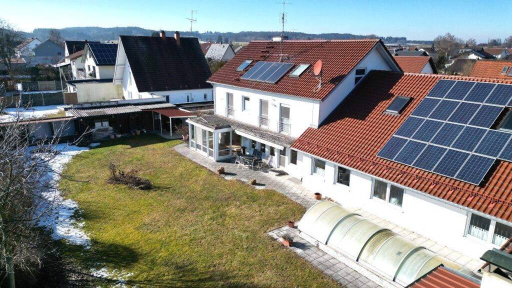 Einfamilienhaus zum Kauf 695.000 € 7 Zimmer 236 m² 1.471 m² Grundstück frei ab sofort Erkheim 87746