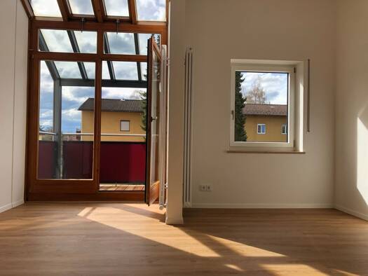 Wohnung zur Miete 765 € 2 Zimmer 61 m² 2. Geschoss frei ab 01.06.2026 Eugen-Rosner-Straße 22 Traunstein 83278