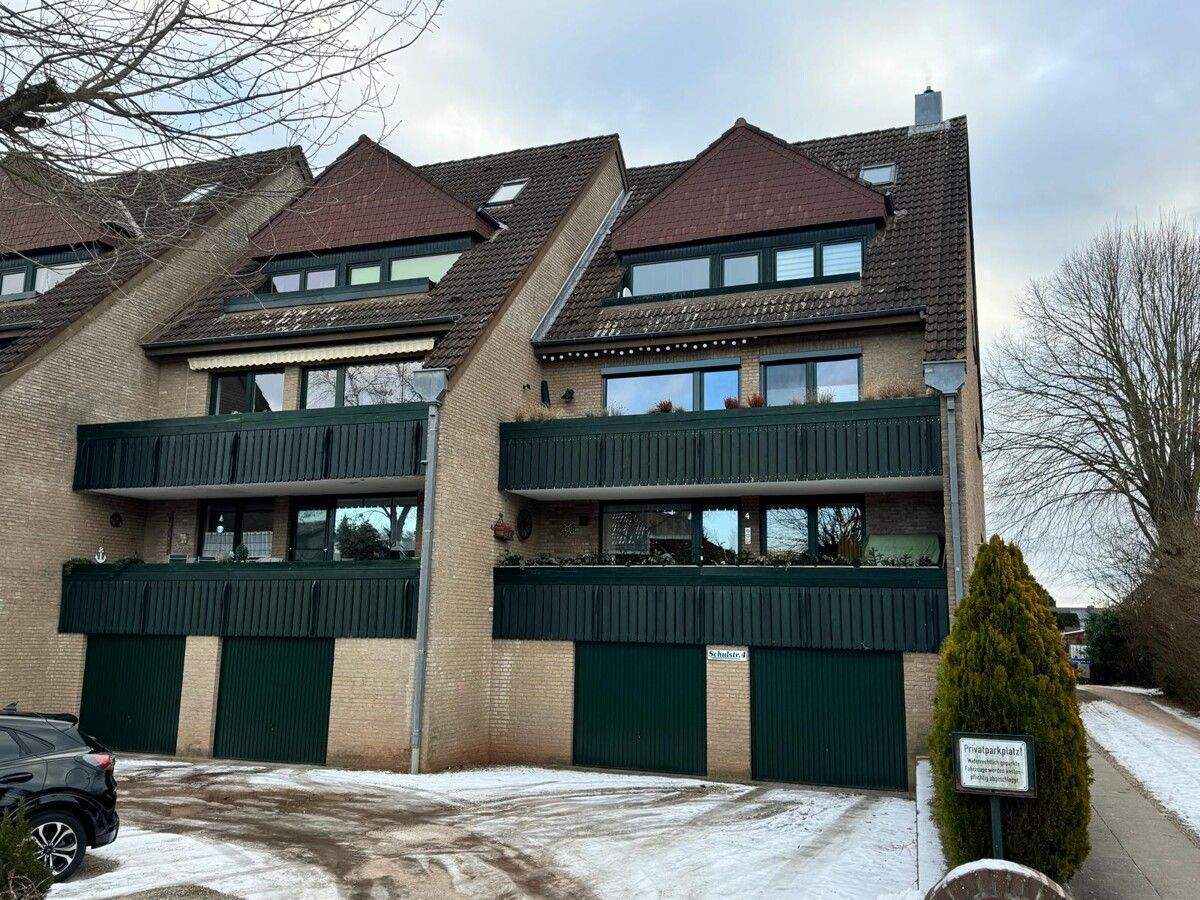 Immobilie in Ratekau - Vermietete Eigentumswohnung über zwei Ebenen, Balkon und Garage in 23689 Pansdorf - Bild 3