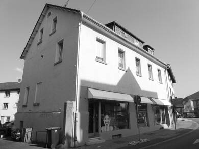 Haus zum Kauf 325.000 € 11 Zimmer 190 m² 330 m² Grundstück Nidda Nidda 63667