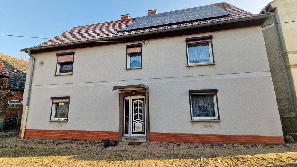 Einfamilienhaus zum Kauf 170.000 € 5 Zimmer 130 m² 4.000 m² Grundstück Unternessa Teuchern 06682