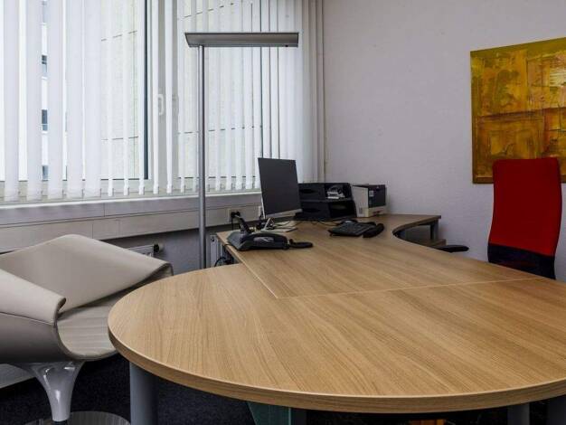 Bürofläche zur Miete provisionsfrei 750 € 27 m² Bürofläche Wolframstr. Nord Stuttgart 70191