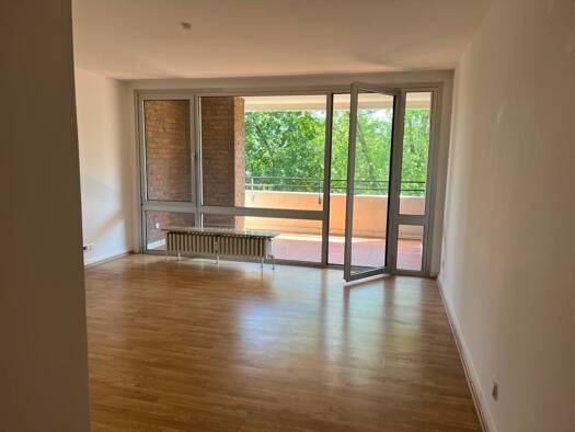 Wohnung zum Kauf 250.000 € 2 Zimmer 68 m² 4. Geschoss frei ab sofort Mörsenbroich Stadtbezirk 6 40470